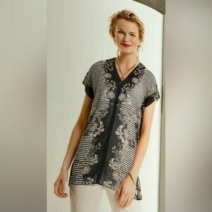 Cabi Yacht top size M like new